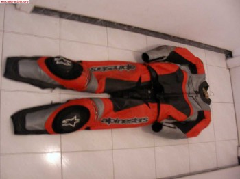 Mono y botas alpinestars