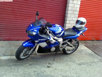 Se vende yamaha r6 