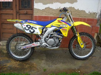 Se vende o se cambia suzuki rmz 450 año 2006