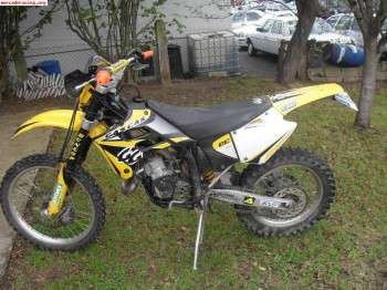 Se vende o se cambia gas gas ec 125