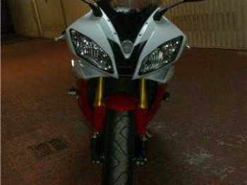 Se vende yamaha r6 r