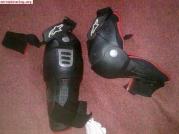 * * * vendo rodilleras alpinestars
