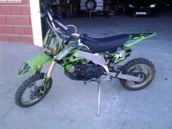 Vendo/cambio pit bike impecable