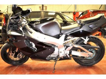 Yamaha yzf 750 · moto de ocasión yamaha yzf 750 valencia