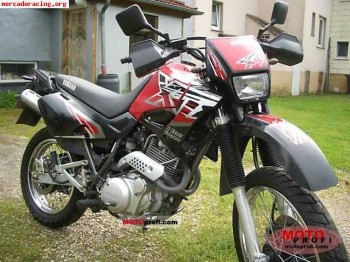 Vendo o camvio yamaha xt 600 impecable