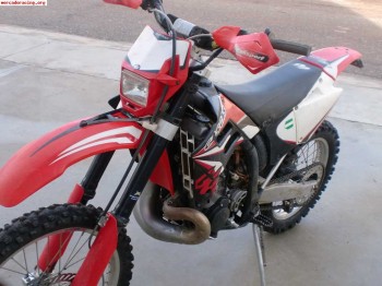 Se vende gasgas 250 