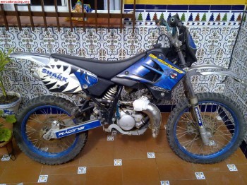 Vendo sonic c2 de 49cc muy buena todo de serie y remolque