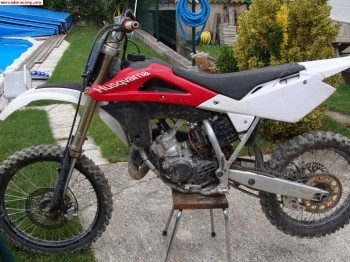 Husqvarna 125 matriculada carnet coche