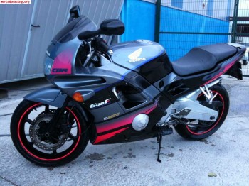 Vendo cbr 600 f