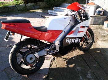 Aprilia futura 125 ´91vendo ó cámbio