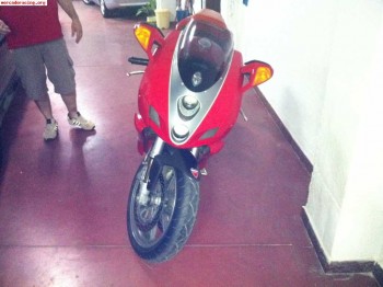 Vendo o cambio ducati 749 s del año 2005