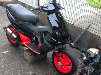 Se vende o cambia gilera runner de carreras