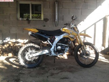 Vendo derbi gpr 50 o cambio por pitbike o car