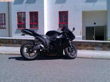 Se vende kawasaki zx6r ninja 5500€