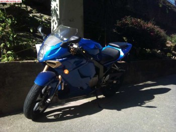 Hyosung comet gtr 125 1300€