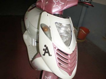 Scooter aprilia sonic 49cc. trucada