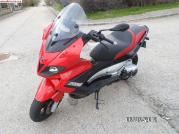 Gilera nexus 500 sp