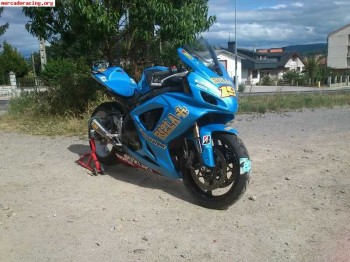 Suzuki gsxr 600k7