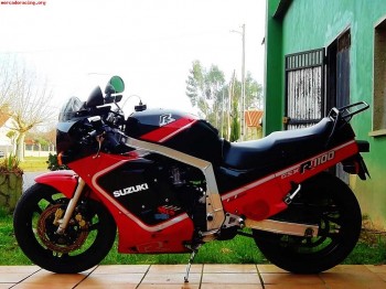 Vendo suzuki gsxr 1100 año 1987 4800€