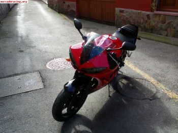 Yamaha r6 del 2003