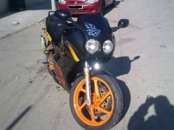 Vendo o cambio honda nsr 125 r del año 89