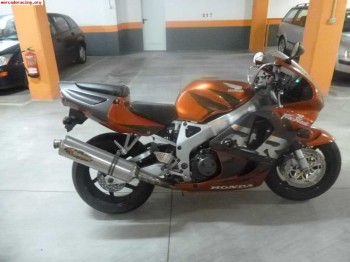 Vendo o cambio honda cbr 900 rr fireblade del 99