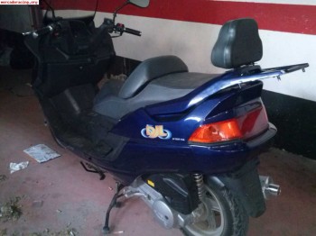 Scuter 125cc  sin estrenar   900e