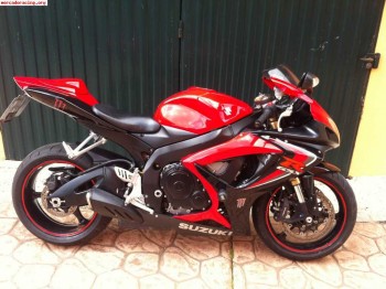 Suzuki gsxr 600 y yamaha yzf 450 cambio o vendo