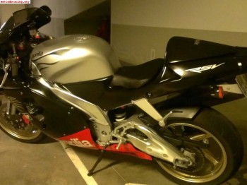 Se vende o cambia aprilia rsv mille