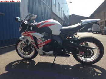 Vendo o cambio  honda cbr 1000rr