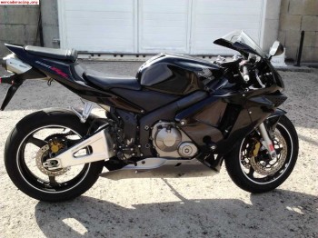 Honda - cbr 600rr