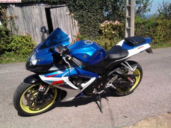 Suzuki gsx r 600 k7 vendo o cambio