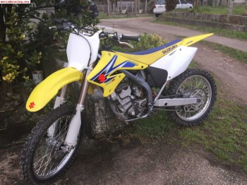 Vendo suzuki rmz 250 4t  solo 10 horas de uso