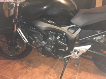 Se vende yamaha fz6 600