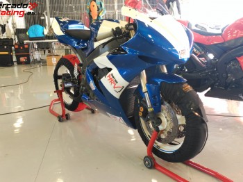 Yamaha r1 circuitos top 4000.- €