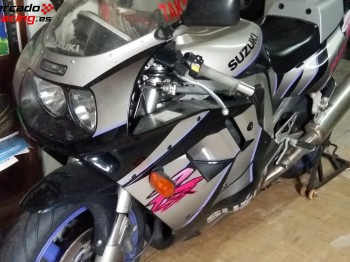 Gsxr-1100 año 90  