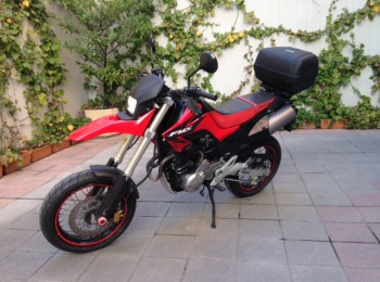 Fmx 650 supermotard .