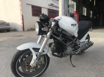 Ducati monster 620