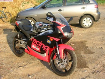 Se vende aprilia rs 125 limitada en papeles