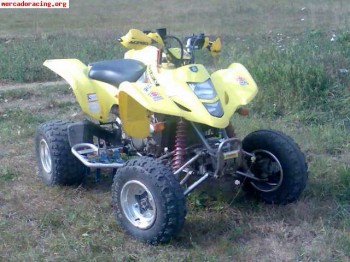 Quad suzuki ltz-400