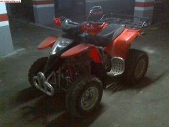 Meko extrem 300, 1400 kms. 2100 €