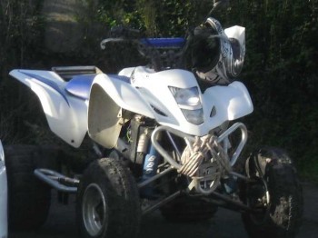 Se vende quad ltz 400