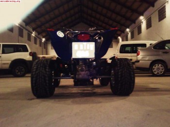 Se vende o se cambia yamaha yfz 450 preparada.