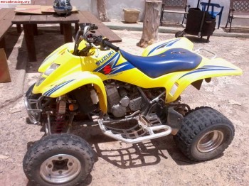 Se vende quads   suzuki ltz 400