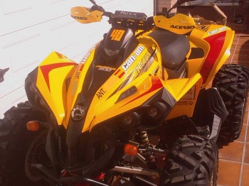 Vendo quad bombardier renegade 800