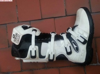 Se vende equipacion completa cross quad enduro