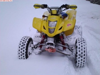 Se vende o se cambia suzuki ltz400