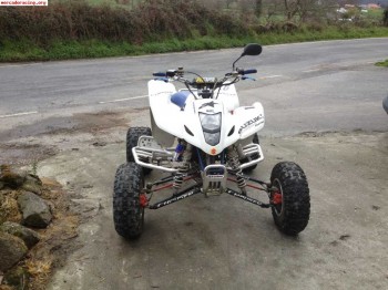 Se vende o cambia ltz 400