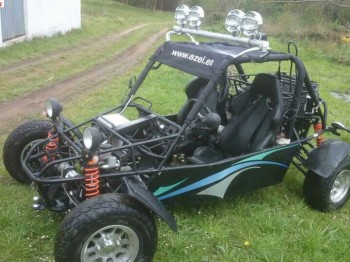 Se vende buggy azzel 1.100 gasolina