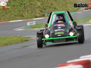 Se vende bugy artesanal 4x2